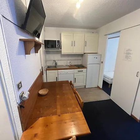 Al-203 - Inout - 5 Beds Flat Apartment *