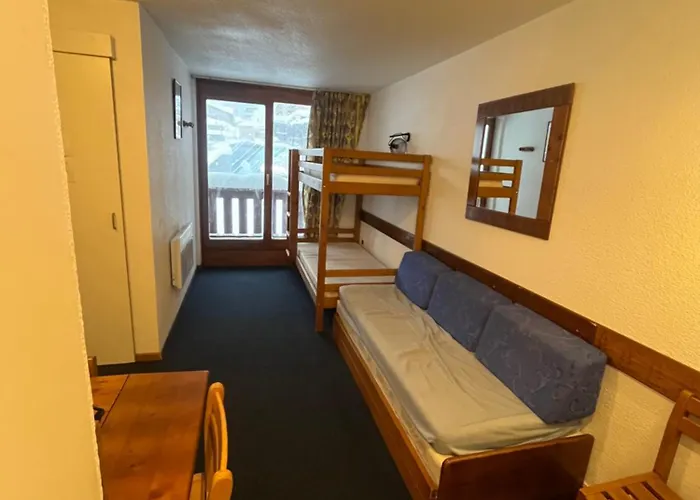 Al-203 - Inout - 5 Beds Flat